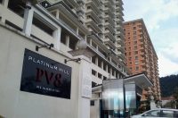 Platinum Hill PV8, Setapak