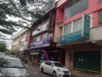 Seri kembangan 3 storey shoplot for sell or rent