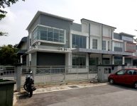 One Industrial Park  @ Rinching, Semenyih 1.5 Storeys Semi-D Factory