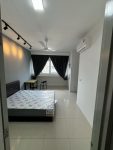 Nadayu 801Subang Bestari Medium room for rent (Suitable for couple)